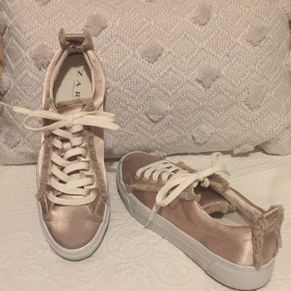 MONDAY SPECIAL ❤️❤️ZaraTrafaluc Sneakers